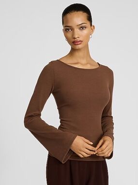 Express Ribbed Boat Neck Bell Sleeve Tee Size L Chocolate